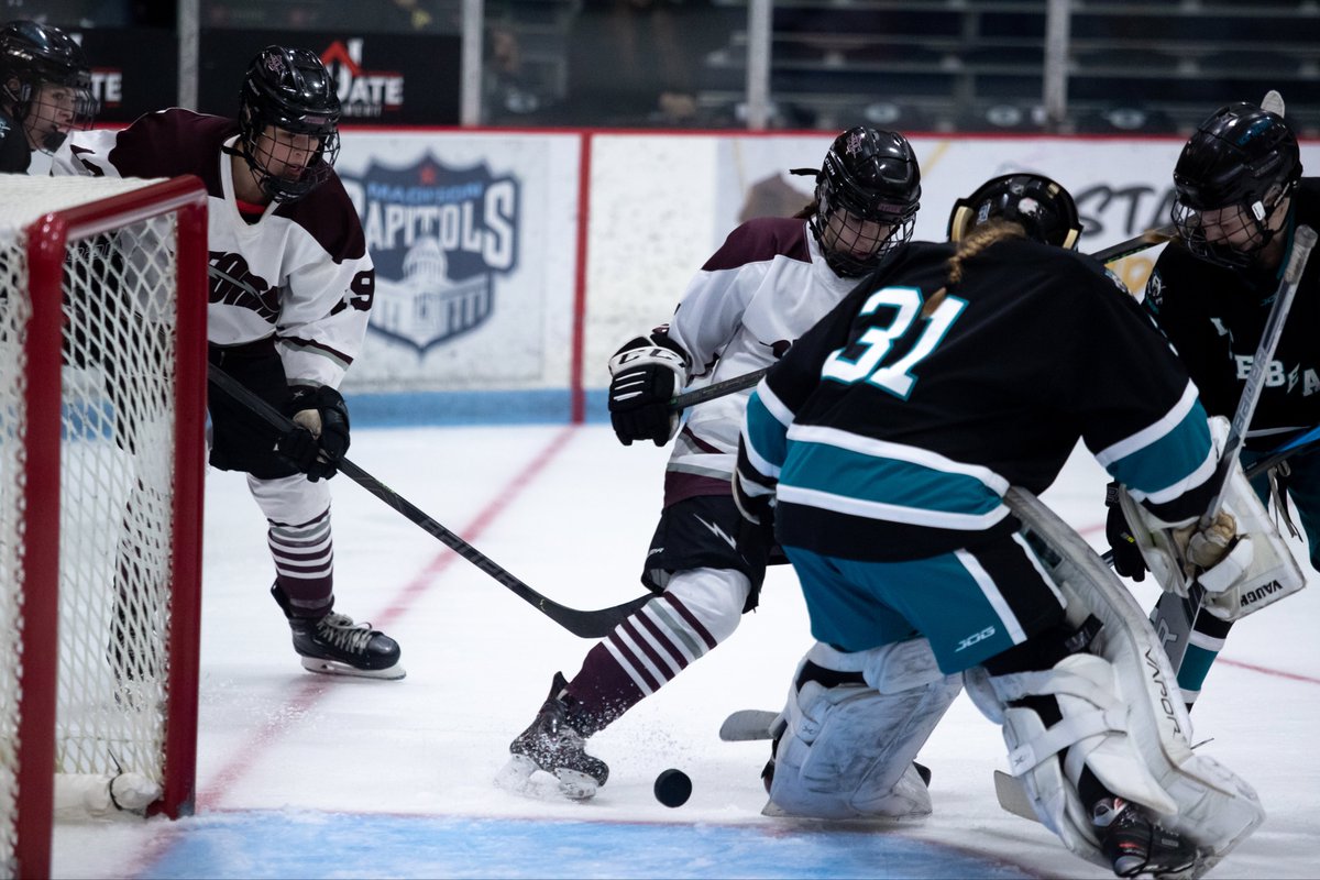 Central WI Storm tweet media