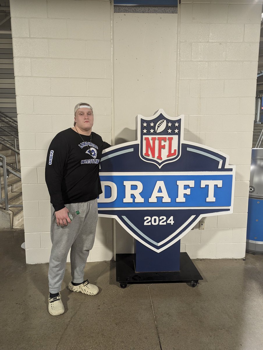 TrentThrows tweet media