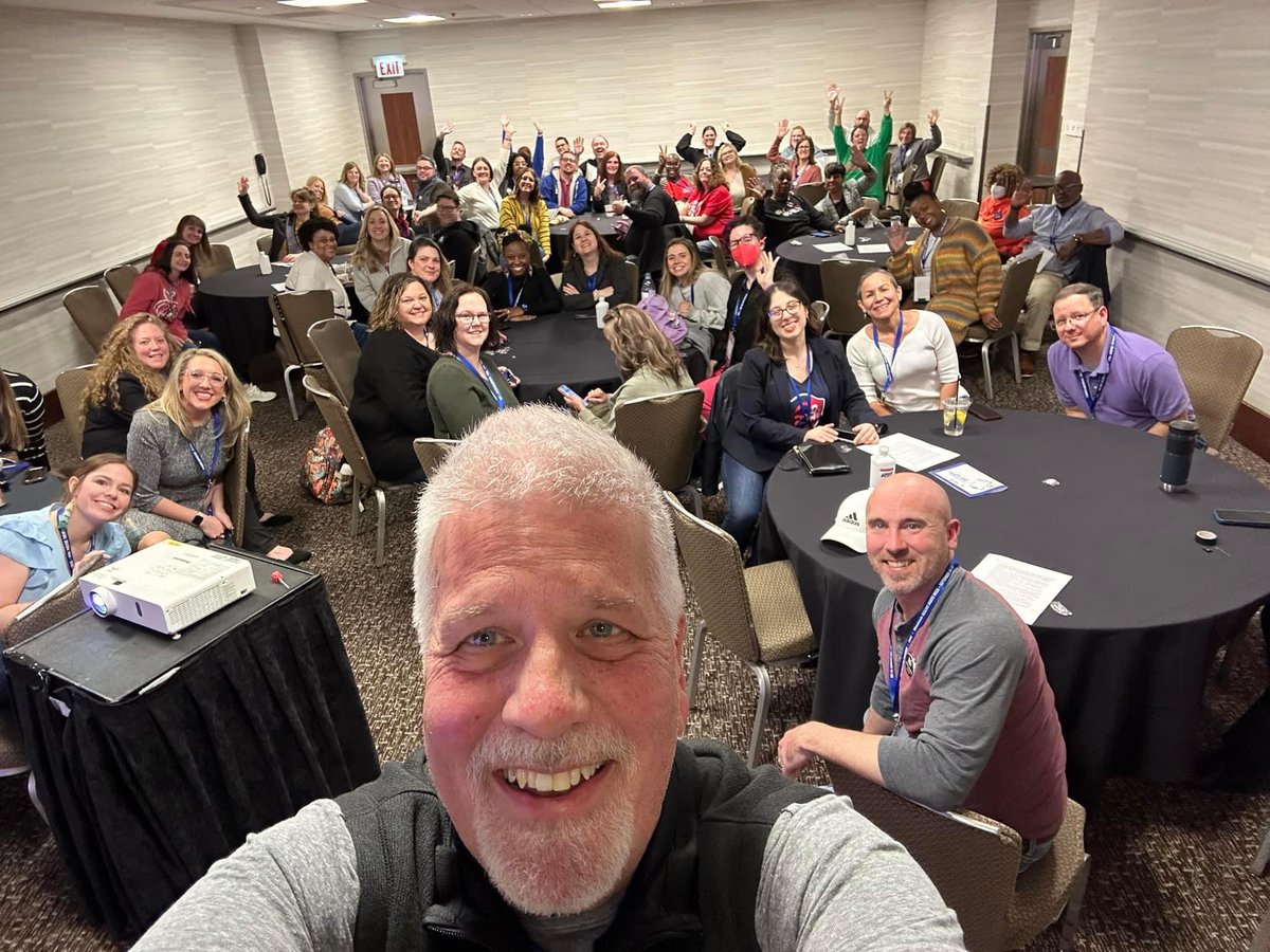 MessickMom's tweet photo. I had the opportunity to travel to Chicago, IL for the National Leadership Summit this weekend. We joined thousands of NEA leaders from across the country to gain the knowledge and skills needed to protect, promote, and strengthen our public schools. #EdLeaders #NEASummit #MNEA https://t.co/yoGjR2AV6W