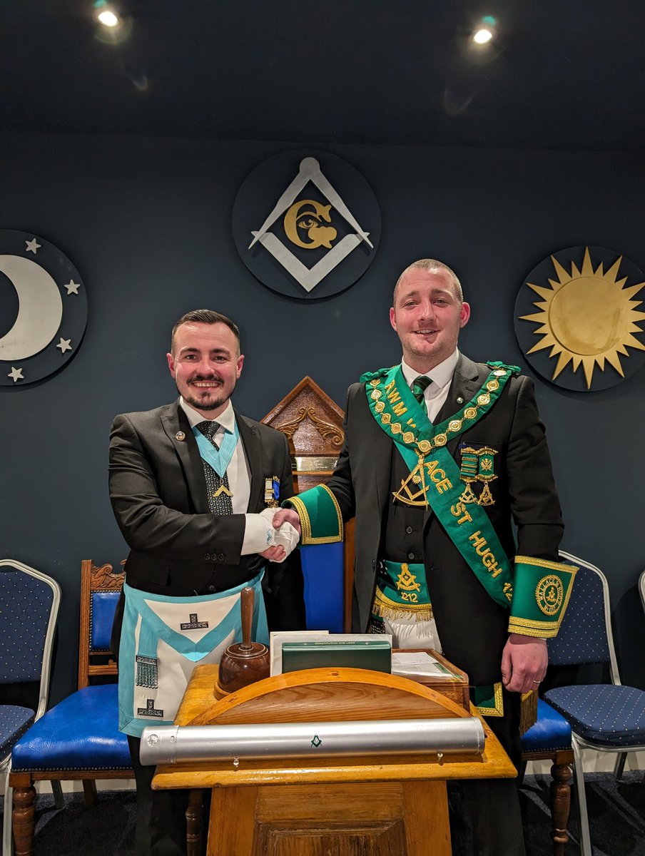 BankTerrace462's tweet photo. 14 of us have had an amazing weekend away in Ayrshire, visiting our friends at Lodge Wallace St Hugh No 1212. Walking through the village, led by the piper will live long in the memory! 
Huge thanks to the Members for your welcome, hospitality &amp; most importantly, your company https://t.co/vlBSQUZnFq