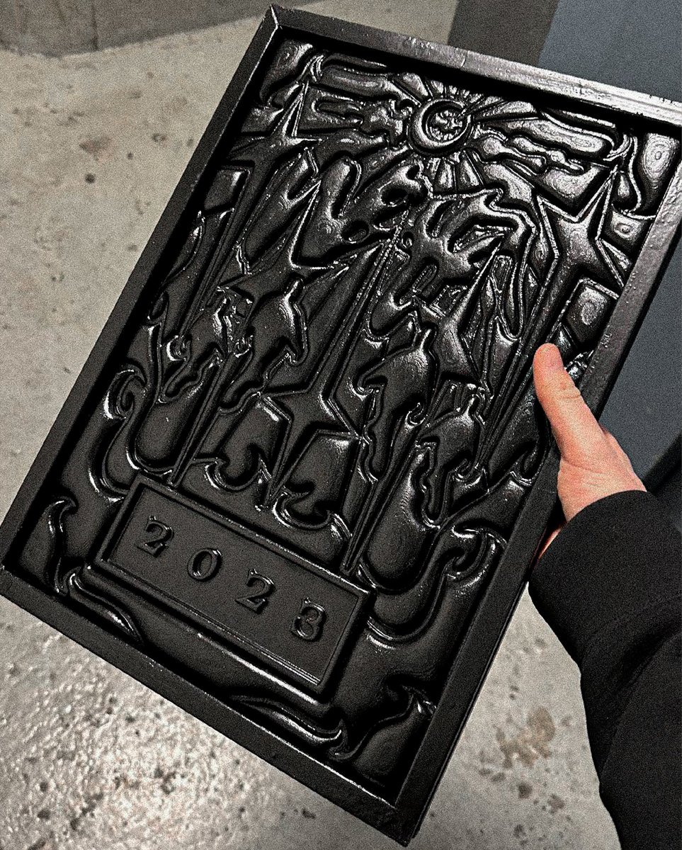 997koni's tweet photo. « A QUEST FOR LIGHT »
3D printed 2023 trophy frame for @weyzclothing https://t.co/qJUOHLxfUM