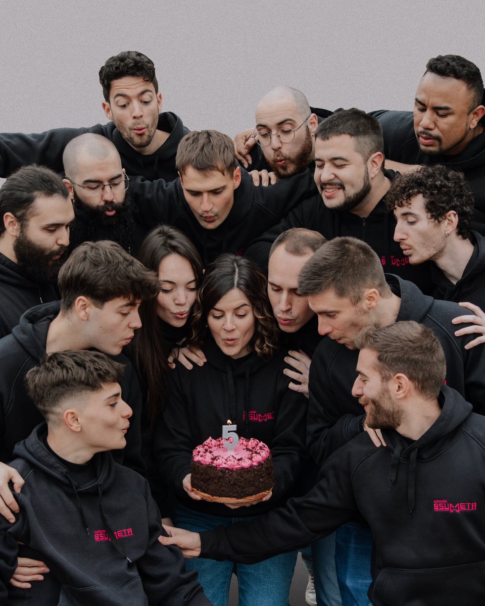 🎂FEM 5 ANYS!🎂

👉🏻 instagram.com/p/C4D0gbmtbF1/…