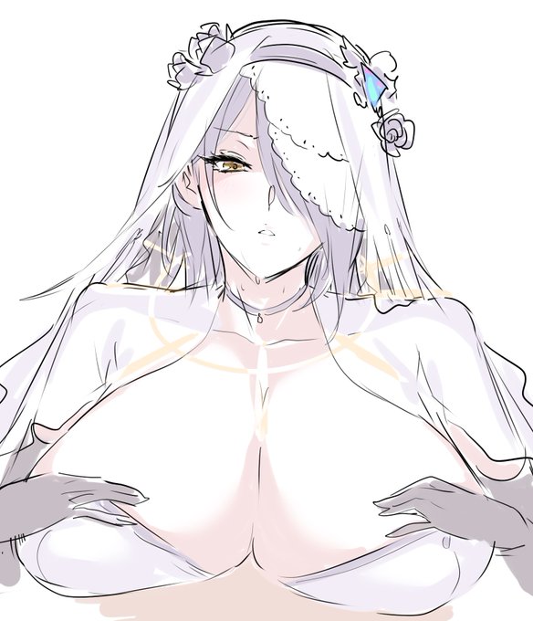 盾で潰されてえ～～～ 