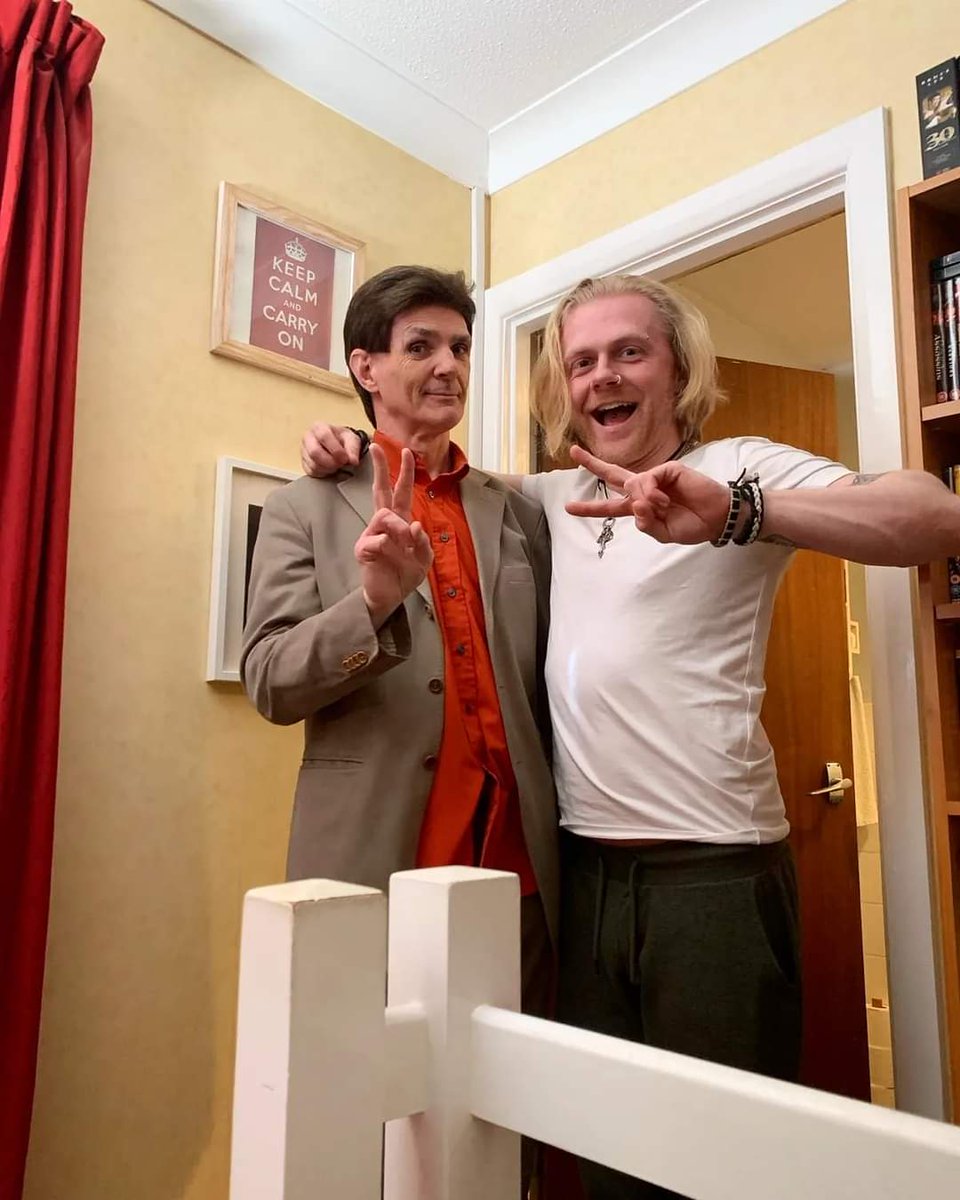 WildtexNetwork's tweet photo. Another Sketch In The Bag for The Bad Taste Show - Part Two
#filmlifestyle #filmlife #onset #onsetantics #onsetselfie #actors #actorslife #acting #directing #directors #comedy #comedyshow #comedysketch #sketch #sketchshow #badtasteshow #viral #viralpost #wig #panasoniccamera https://t.co/vkvbBnfCcO