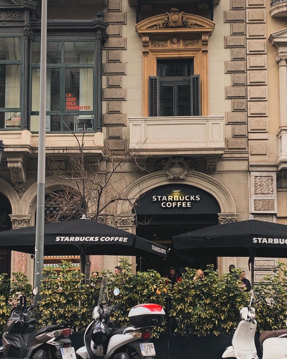 imdatfox's tweet image. Romantizacing Barcelona.