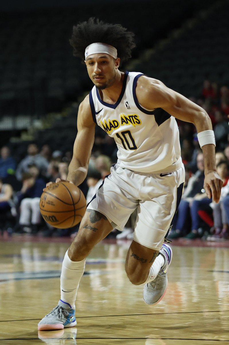 The Indiana Pacers are converting two-way G/F Kendall Brown on a new three-year deal, sources tell ESPN. Brown was the 48th overall pick in the 2022 NBA Draft.