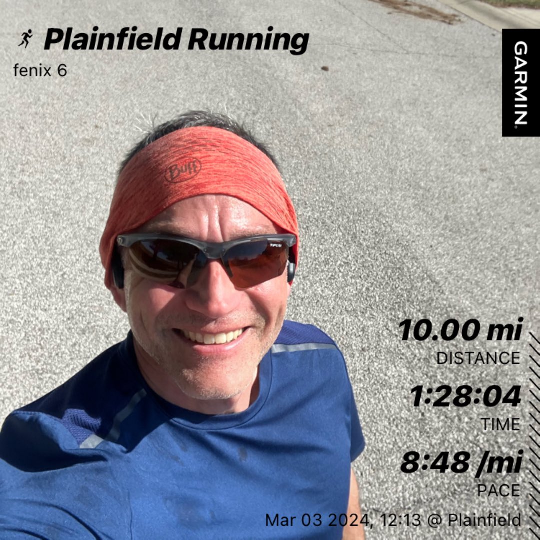 jaredjogs's tweet image. Another 10 mile Sunday!  Body was feeling a bit tired 🥱 but shaved a minute off from last week. Off to play with the kiddos in this beautiful weather. #runchat