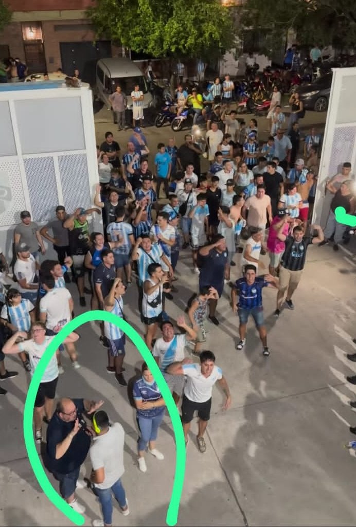 Siempre en el #lugardeloshechos 
#periodismo del bueno!