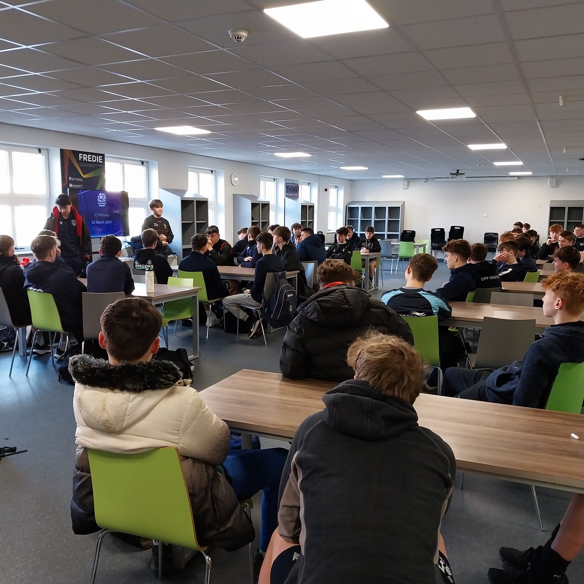 Great day <a href="/TheGSAL/">The Grammar School at Leeds</a> for u16 &amp; u15 boys SQ session working on #scottishblueprint #scotsskills thanks to all involved! Listening to Adele songs by boys during mobility session was class 👌