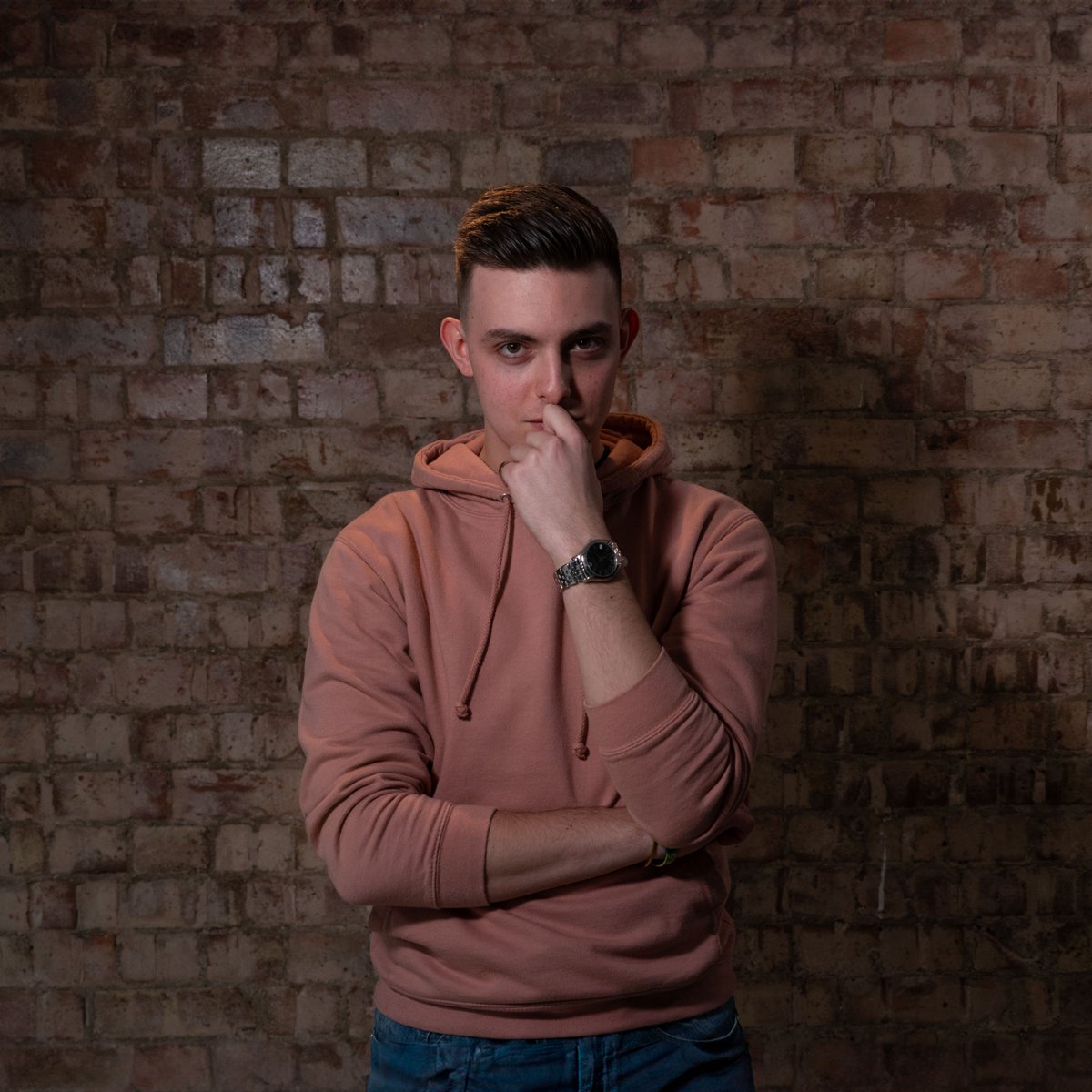 ZavaProductions's tweet photo. The boy who found him... #HideAndSeek

Life's easy when you're the popular boy at school, right? Mirko should know all about that. 

🗓️ 12 - 30 March - limited £16 tickets available!
🎟️ https://t.co/bgeW4NE7FG at @ParkTheatre 

➡️  Mirko is performed by Nico Cetrulo https://t.co/ce8x8JQPH8