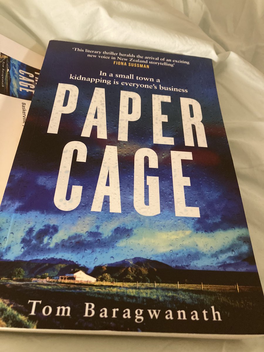 fionamsharp's tweet photo. Good debut! #PaperCage @TBaragwanath @BaskervilleJMP https://t.co/b6ZvqKGq3r