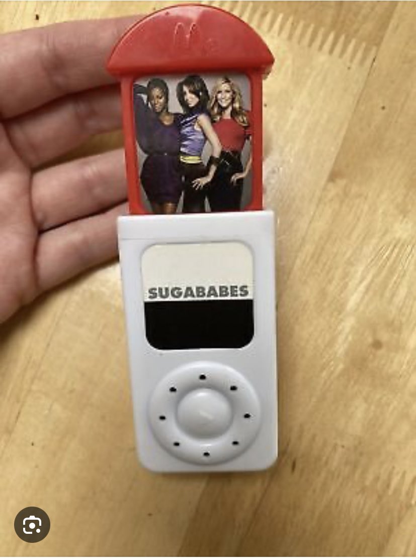 Kunnen de Sugababes mijn “2008 McDonalds Music Player: ABOUT YOU NOW” signeren op <a href="/pukkelpop/">Pukkelpop</a> ?