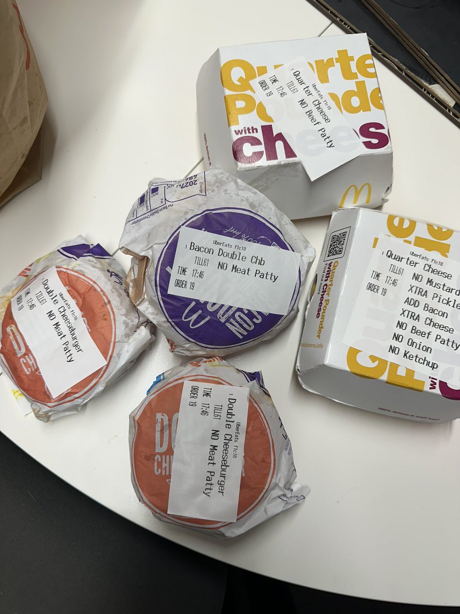 Danielle tweet media