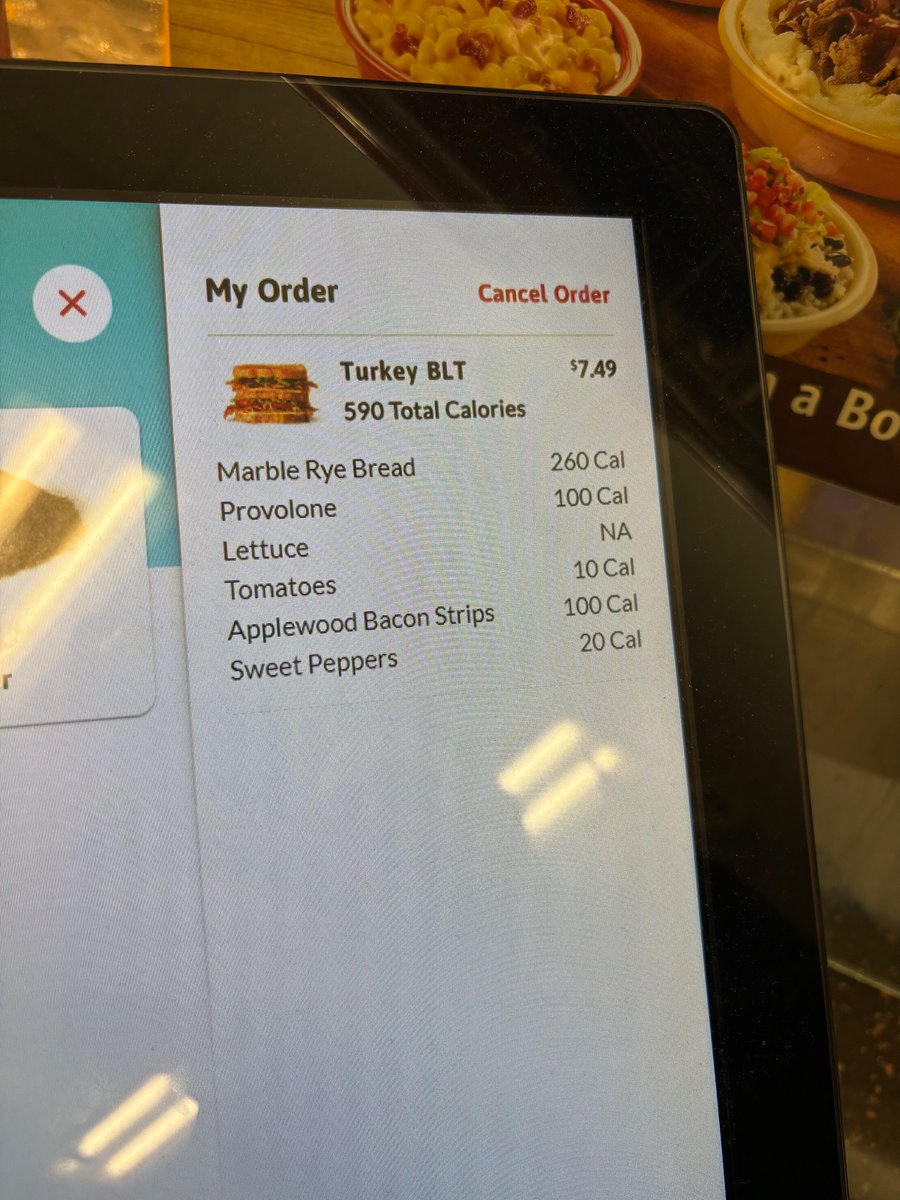 yue4prez's tweet photo. @Wawa as someone who has lost 70 lbs calorie counting every single day since April, calorie count is big for me… this is a lil bit off… https://t.co/MtxOsae9qX
