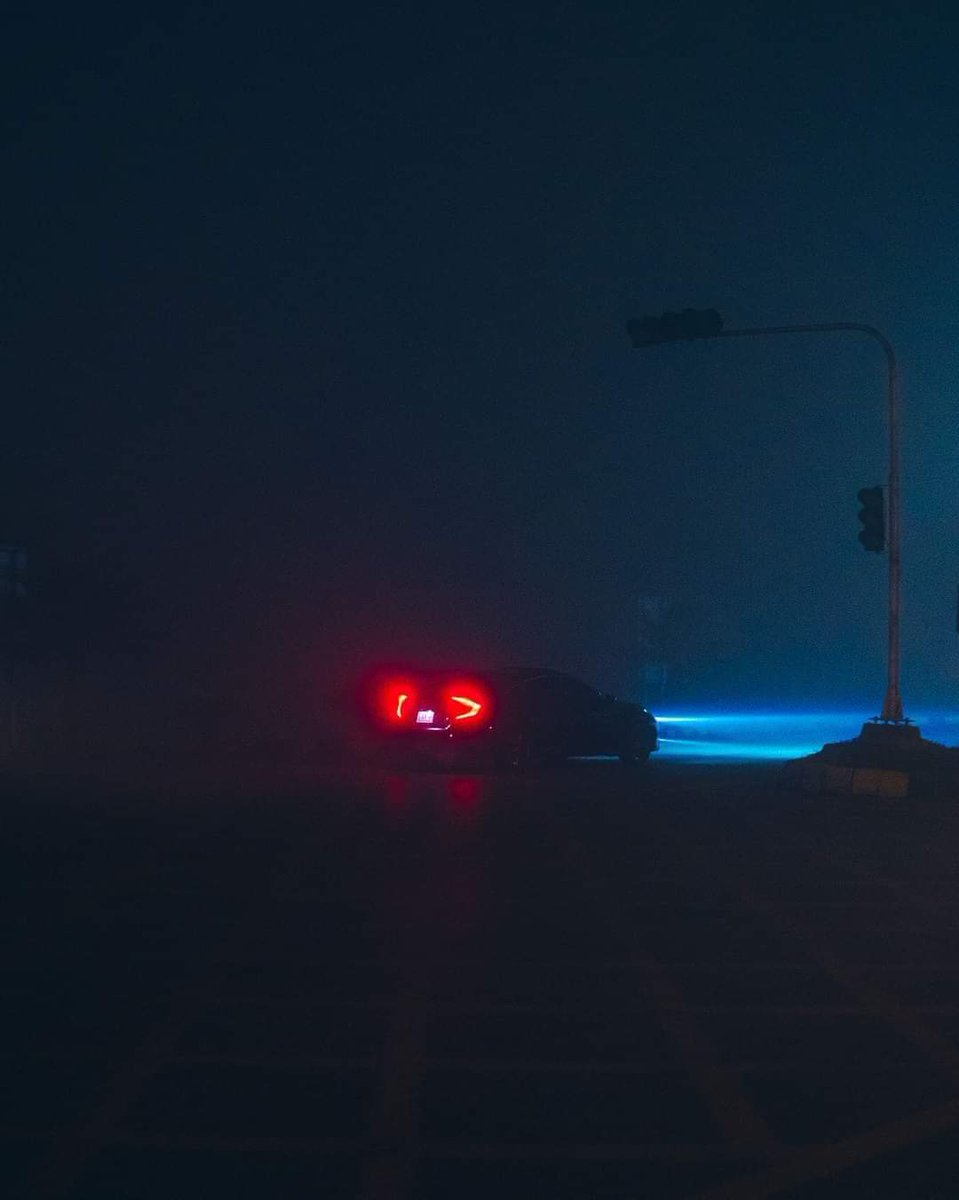 I found myself in late night drives without a destination :') 
"Goodnight" to all of you #X community sleepwell 
#blurrylights 
#deepmind 
#LateNight
