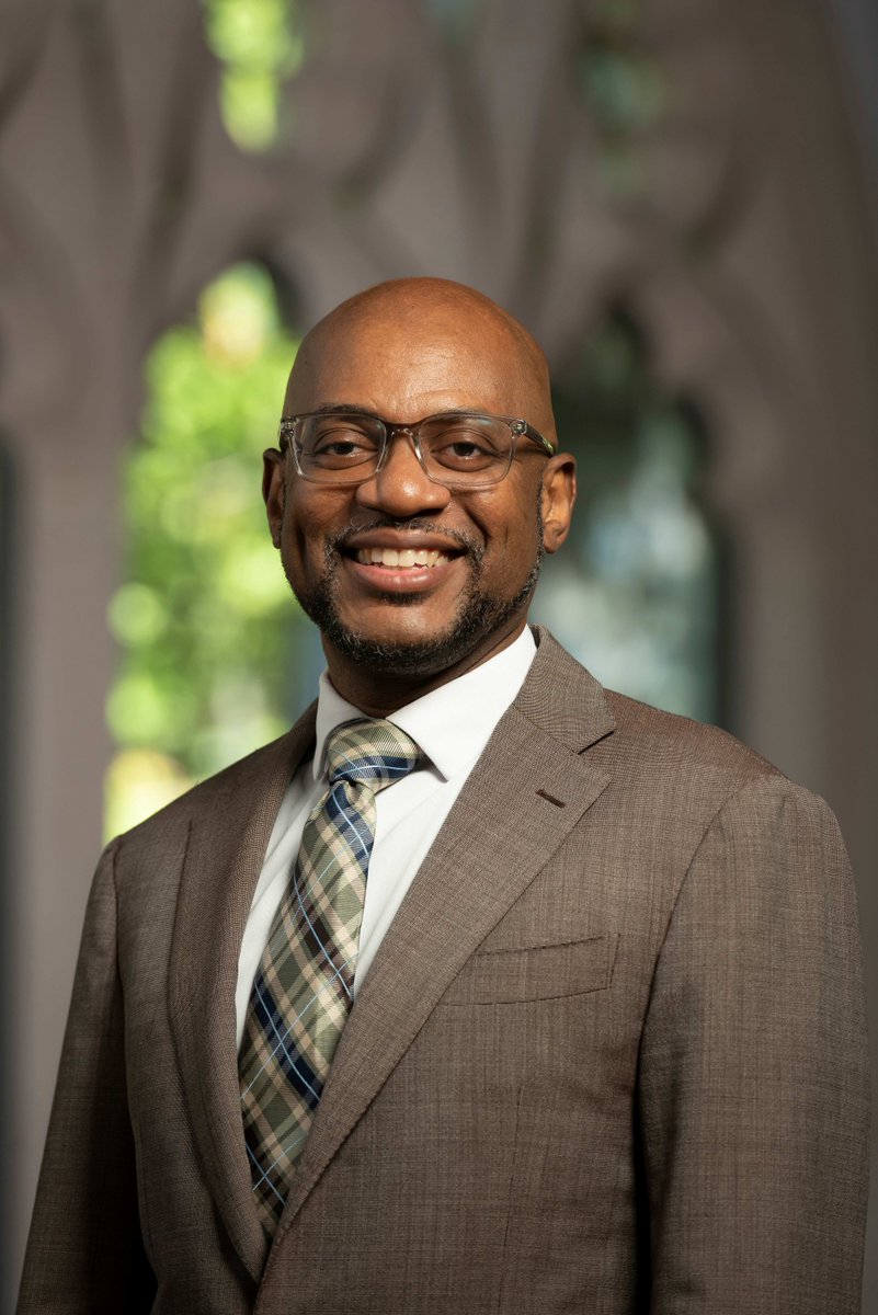 DukeWFPC's tweet image. Norbert Wilson during Food Justice is Access and Affordability panel at Empowering Eaters Summit: Food insecurity can be predicted by certain household demographics. There’s something that’s not right about that. #foodtank #dukewfpc #sanford #foodsecurity