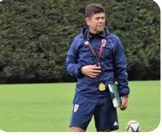 MunnRoman's tweet image. Solo decir unha cousa sobre a @SD_Compostela hoxe.
Tedes a este home libre....