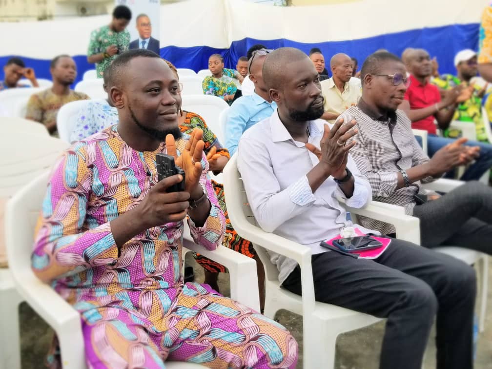 objectifbenin's tweet photo. 🌟 Rencontre  ce 3 mars avec les leaders du 8ème arrondissement , le bureau national et les coordonnateurs de zone du Littoral 📷. Nous avons posé les jalons de l'opération Renaissance Cotonou avec Olivier Boko. L'avenir s'écrit aujourd'hui ! #RenaissanceCotonou #OlivierBoko https://t.co/vFwXh28YiQ