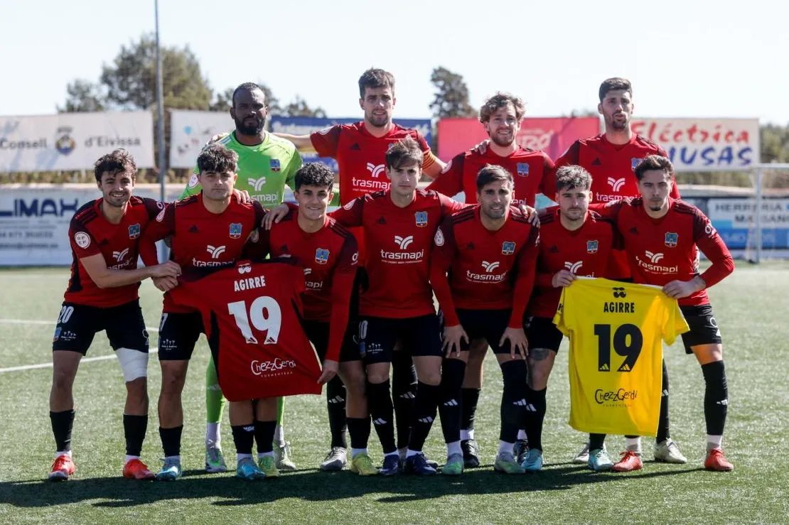 La SD Formentera dedica el partit i la victòria a Gorka Agirre <a href="/AgirreGorki/">Gorka Agirre</a> 😘❤️