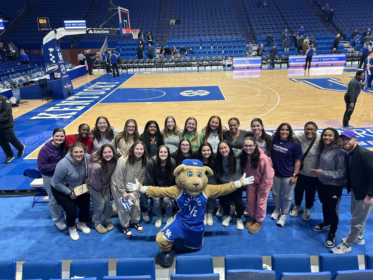 livbarkley's tweet photo. Saturday’s game didn’t have the ending that we hoped for, but to say that I’m proud of this team is an understatement. Each individual has contributed to this season’s success in HUGE ways. 
1/x https://t.co/8Z7cXfYIn4