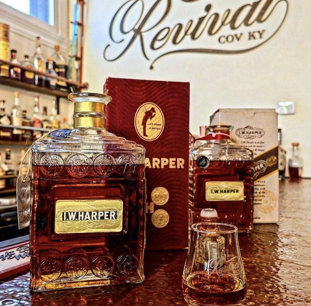 Happy Bottled in Bond Day♥️🔥 As we continue to Celebrate 🥳 John G. Carlisle and the Bottled in Bond Act of 1897 we POPPED a 1953 BIB I.W. Harper, and it's only $25 a taste today🔥♥️ 

#wherewhiskeydreamscometrue #indianajonesofliquor #iwharper #bonded #sundayfunday #bernheim