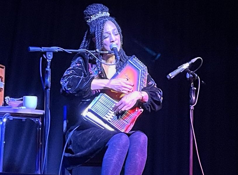 Angeline Morrison (@angelcakepie) on Twitter photo Me & <a href="/clarkecamilleri/">clarkecamillerimusic</a> on stage last night at <a href="/MoreMusic1/">More Music</a> - what a lovely night, huge thanks all 🙏🏾🖤🖤🖤 #folkmusic #folkisforeveryone #thesorrowsongs #blackhistoryisbritishhistory Me & <a href="/clarkecamilleri/">clarkecamillerimusic</a> on stage last night at <a href="/MoreMusic1/">More Music</a> - what a lovely night, huge thanks all 🙏🏾🖤🖤🖤 #folkmusic #folkisforeveryone #thesorrowsongs #blackhistoryisbritishhistory