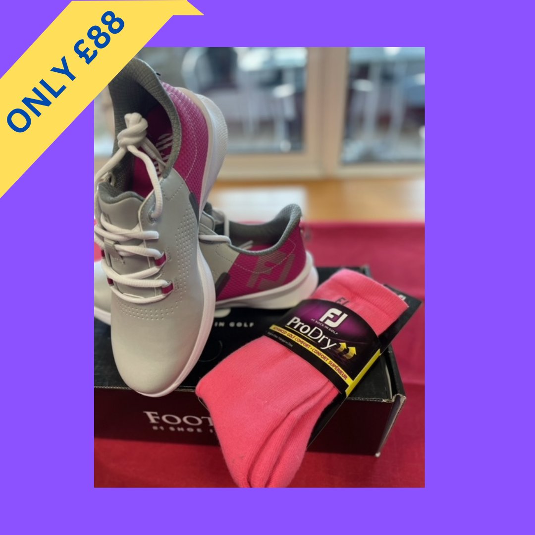 MOTHERS DAY GIFTS
SPOIL YOUR MOTHER WITH SOME FABULOUS GIFTS!! 
🏌️‍♀️⛳️ This Mother's Day, surprise your golf-loving mom with the perfect gift! From high-tech golf gadgets to stylish golf apparel, we've got everything you need to make her day extra special. She's more than just a mo