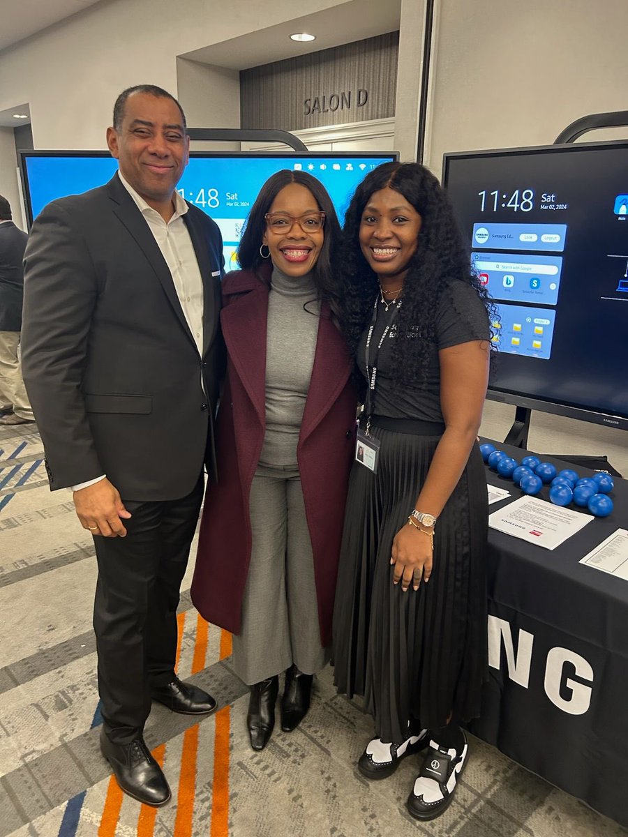 I had an amazing day at work yesterday, representing @SamsungEDU in #NYC with Middle School Administrators & legislatures. 🗣️Major shoutout to Councilwoman Rita Joseph, @micahshippee and Michele Conte 🫶🏾 Looking forward to returning next week! #SamsungEDU #NYCMSPA #NYCPS