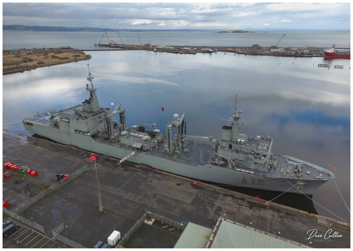 A first vist for the Spanish Naval Auxiliary Sps Cantabria she arrived last night to #Leith #Edinburgh Bienvenido a Escocia! 🇬🇧📷 📷 @EmbSpainUK @CGEspEdimburgo @NATO_MARCOM @Armada_esp @forthports @CasperDefence #WeAreNATO #StrongerTogether