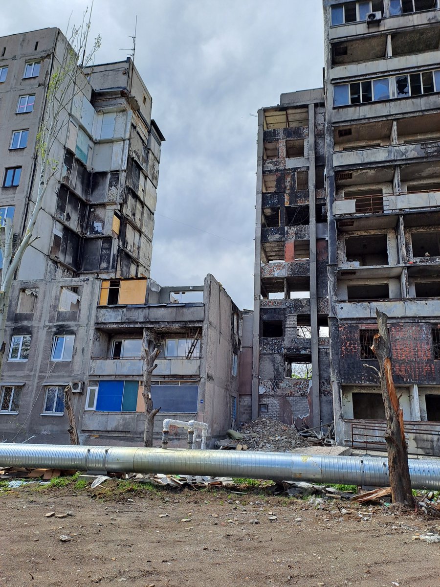 adnashmyash's tweet image. People like @elonmusk and @DavidSacks wondering why people like me from Ukrainian Donbas, who are Russian speaking from childhood, who until 2014 normally welcomed thousands of Russian tourists on the coast of our Mariupol and had not problems with Russians at all - became one…