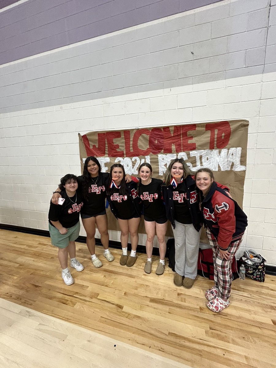 Yesterday was a great day for Regional Powerlifting, girls competed well and represented EV the right way! Girls moving on to State! -Arianna Olague (5th) - Riley Kinser - Marisol Sanchez (3rd)