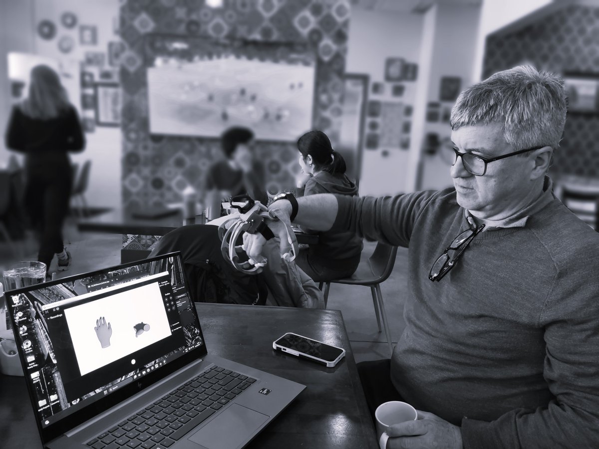 Really happy to demonstrate to Martin Focazio how <a href="/magosxr/">MAGOS</a>  is coming to unlock the potential of immersive tech to various sectors and industries. 🚀