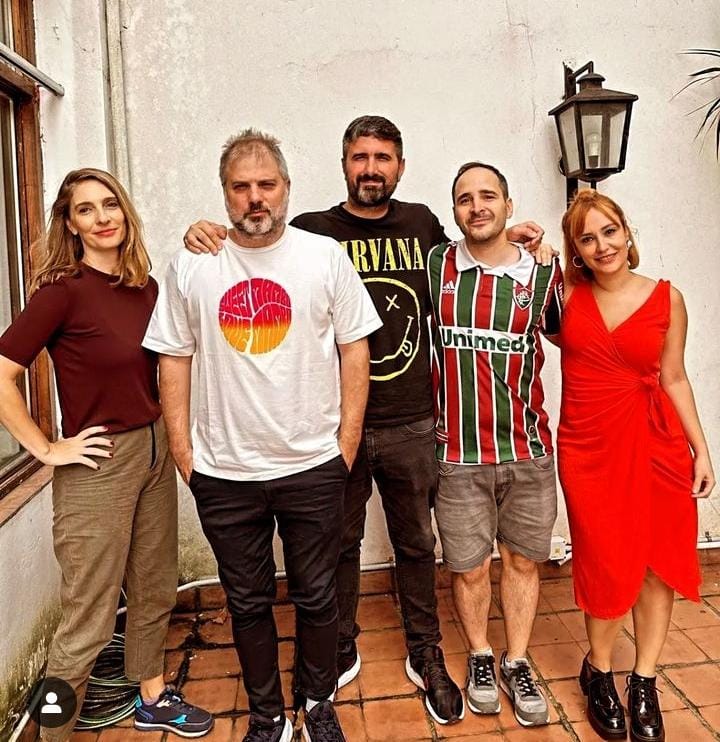 Volvió #UnMundoDeSensaciones. Temporada 8 (sí, ocho, increíble para un programa de internacionales). Con @fedegvazquez,  @noeselcaso y el esperado regreso de @MartinSchapiro_ y @aletimartinez. Nos volvemos a escuchar todos los domingos de 12 a 15 hs.