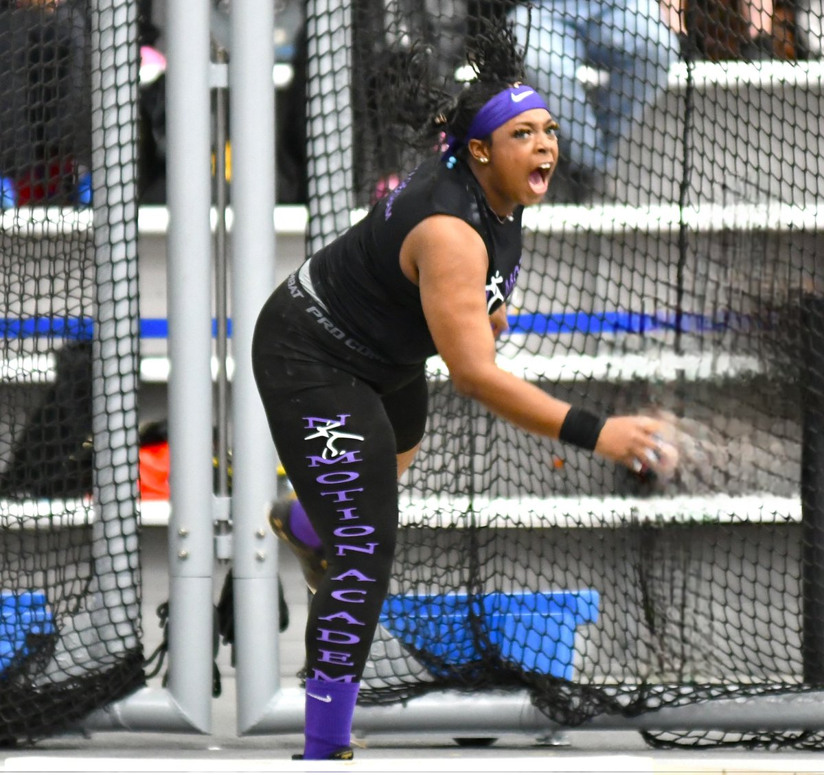 When the beast gets loose, you have to be there to see it. The crowd's energy was next level... New PR & 2024 AAU Indoor National Championship Silver Medalist💪🏾 #shotputthrower #shotput #shotputanddiscus #discus #SheIsHer #discusthrower #discusthrow #WinningSeason #trackandfield