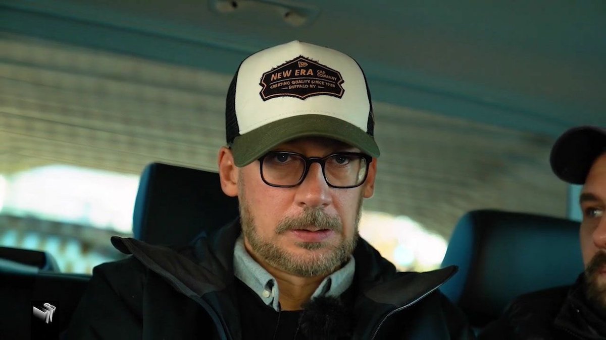 "ich hab eine neue band"
gloria: 
#WSMDS