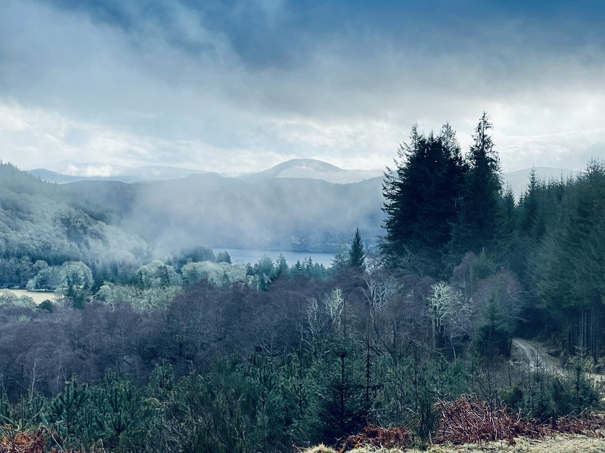 Lovely misty run this morning 🏃‍♀️😍 hard to get bored of this view! #Scotland #nature