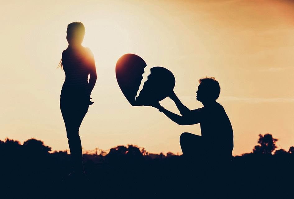 #زد_رصيدك86
" اصعب ما يحدث في لحظات الخلاف هي الصراحه التي اخفتها المجاملات. "