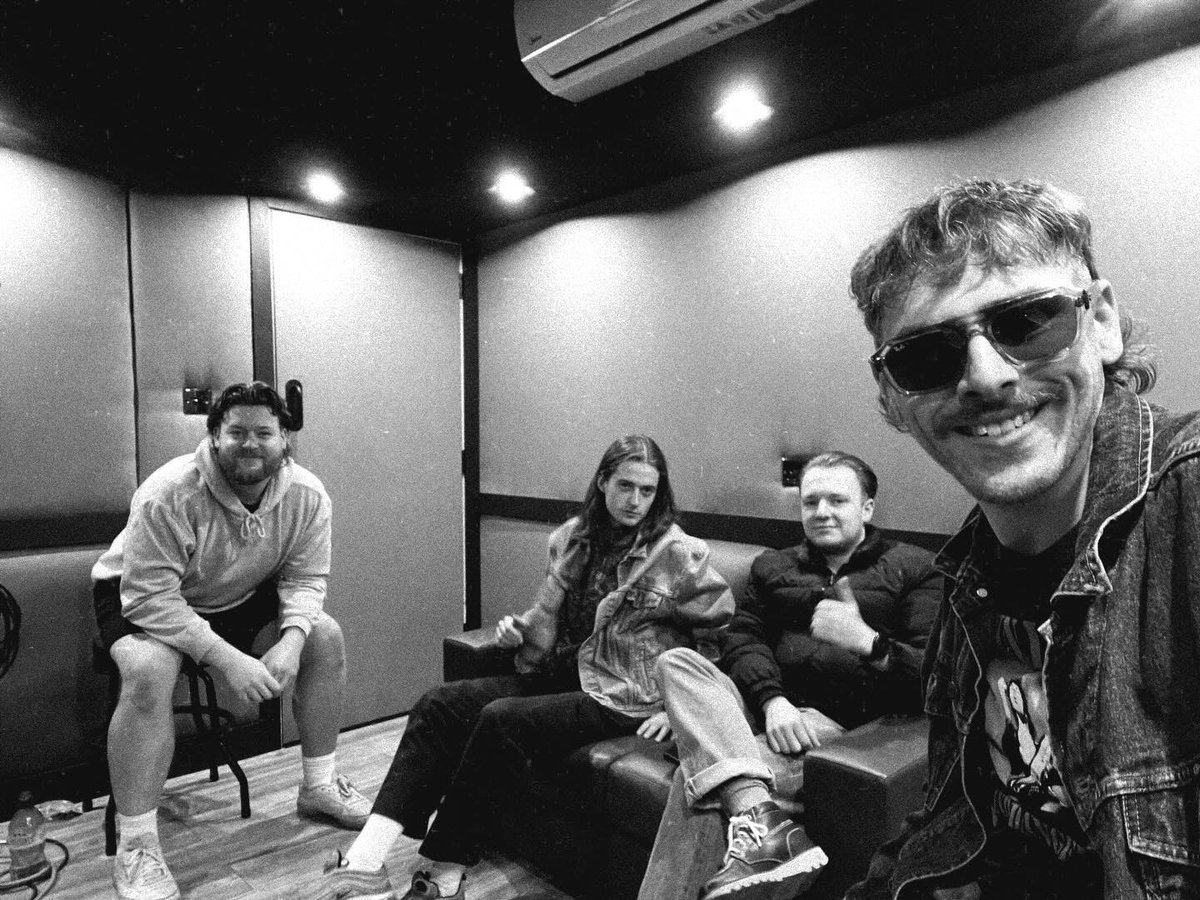 whylizardwhy? tweet media