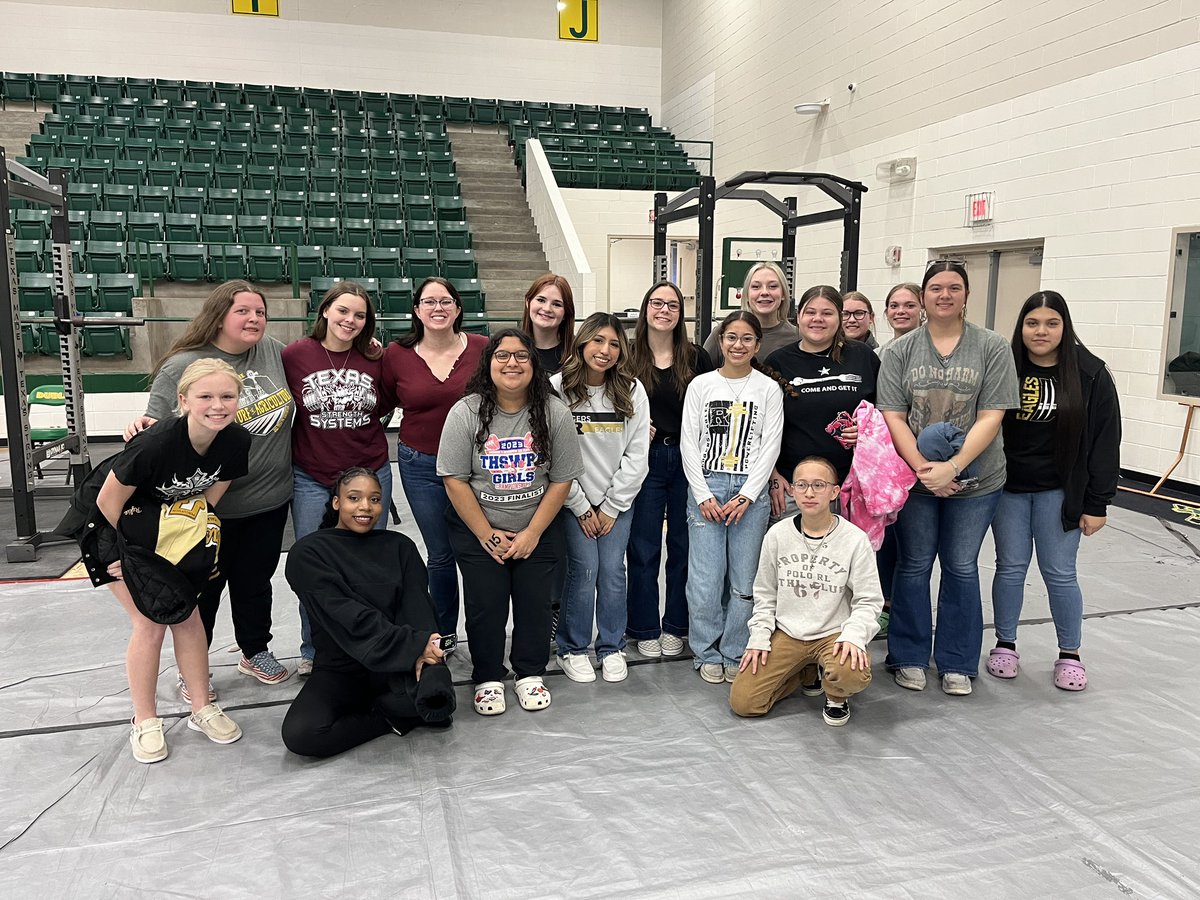 EBCIronworks's tweet photo. Congratulations to our Lady Eagle Powerlifting Team! All 17 Lady Eagles qualified and lifted at the Region 2 Championship Meet in Dublin! 6 Lady Eagles came home with Regional Medals! Awesome Job Ladies! W.A.R.! https://t.co/WrBQbeq6xc