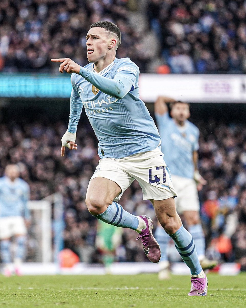 🌟🏴󠁧󠁢󠁥󠁮󠁧󠁿 Pep Guardiola: “Phil Foden is the best player of the Premier League this season”.

“He has incredible work ethic, it doesn't matter the position he doesn't complain… and now he wins games”.