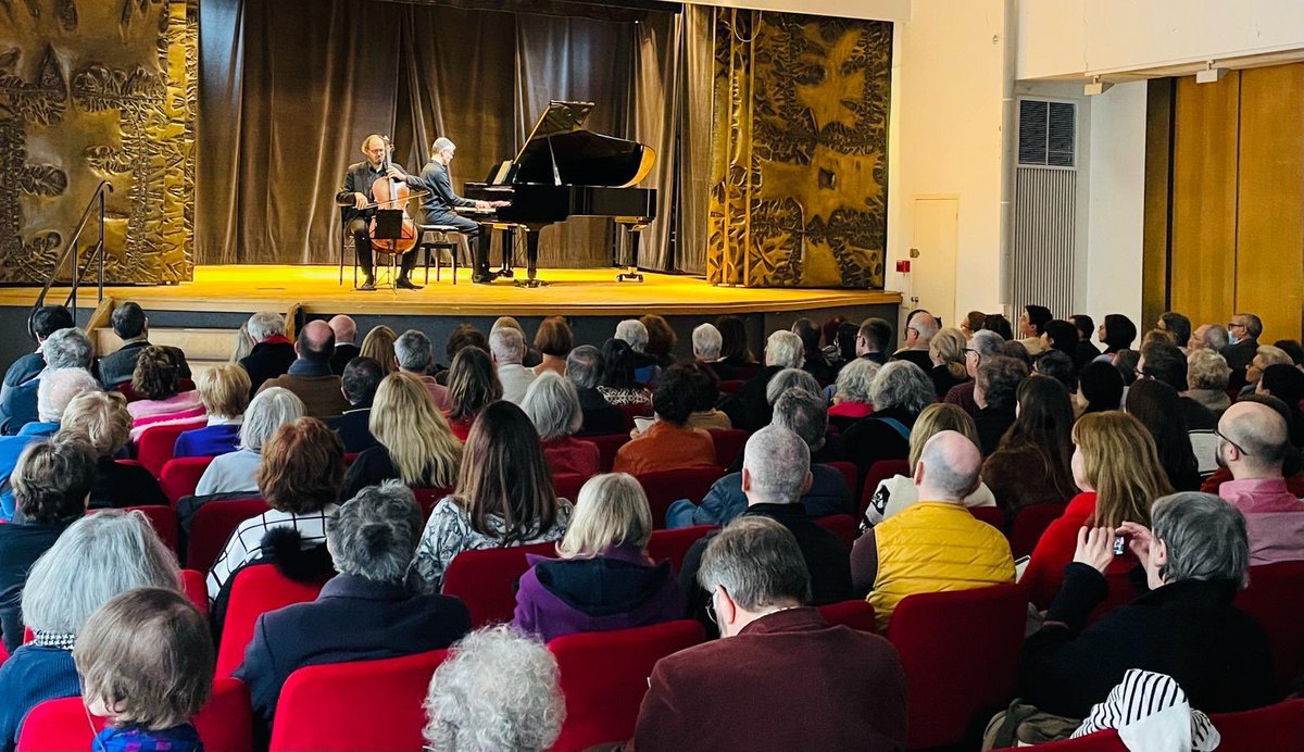 Mairie du 9e Paris tweet media