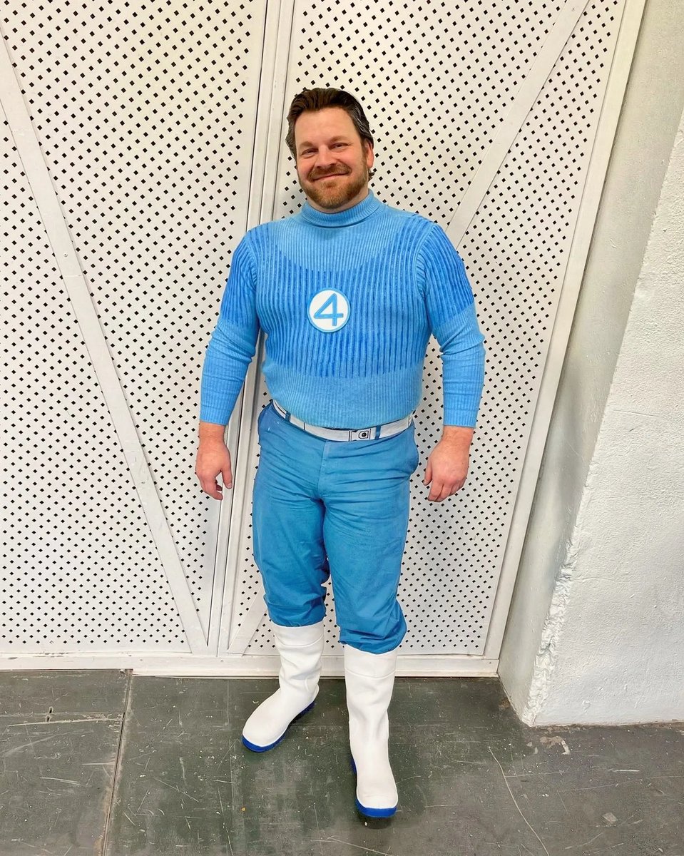 coolbeansph's tweet photo. Had a fantastic time today in my Reed Richards cosplay based on amazing art by Wesley Burt for the new Fantastic Four movie starring Pedro Pascal as Mr Fantastic #reedrichards #mrfantastic #fantasticfour #pedropascal @MarvelStudios #mcu Mr fantastic cosplay #reedrichardsosplay https://t.co/ZmwmJJXAVk