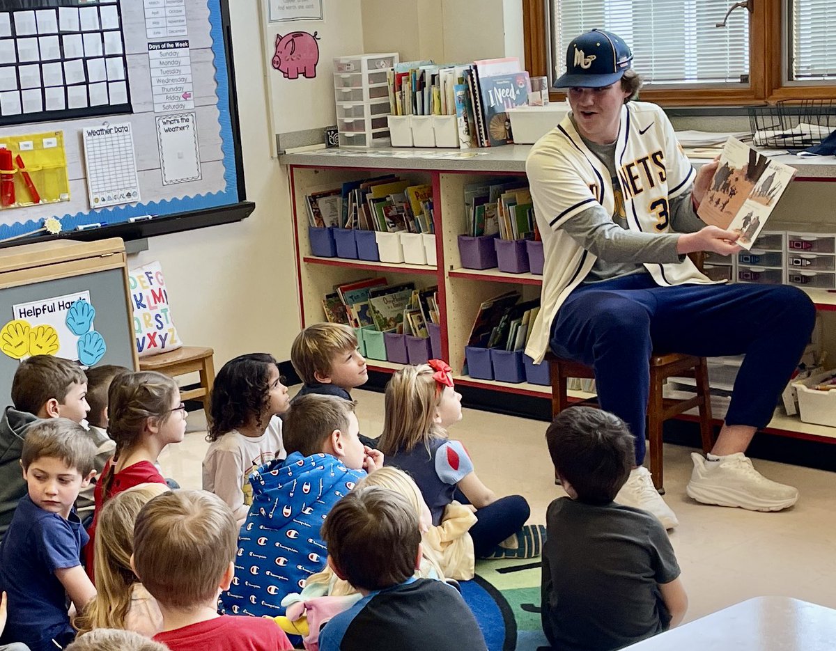 📖⚾️👏 They hit it out of the park!  As the grand finale to Read Across America Week, members of the #marsarea High School Varsity Baseball Team read to Primary Center students on Friday, March 1. #marsproud