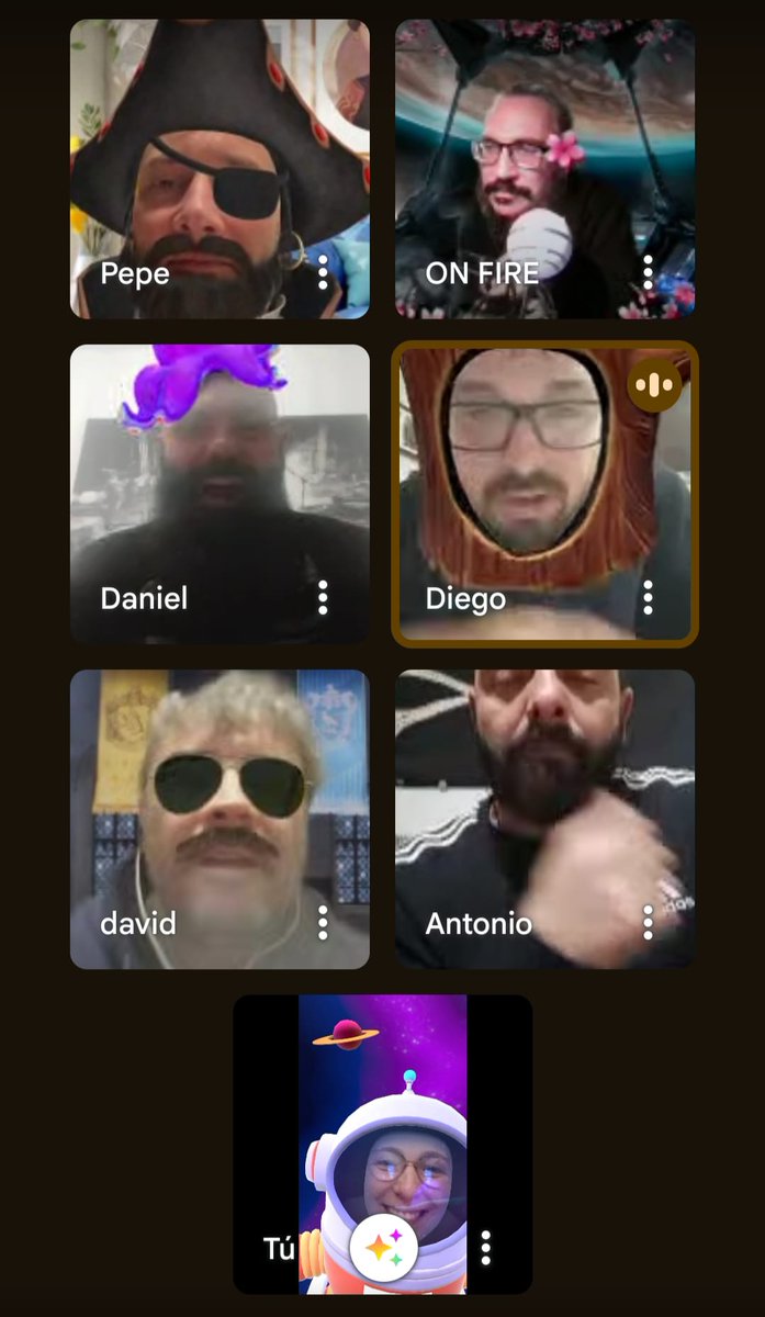 Hoy hemos tenido una reunión importante donde se han tratado temas clave para el futuro de la banda.

#VITAIMANA #VI <a href="/OnFireRockPromo/">ON FIRE</a>