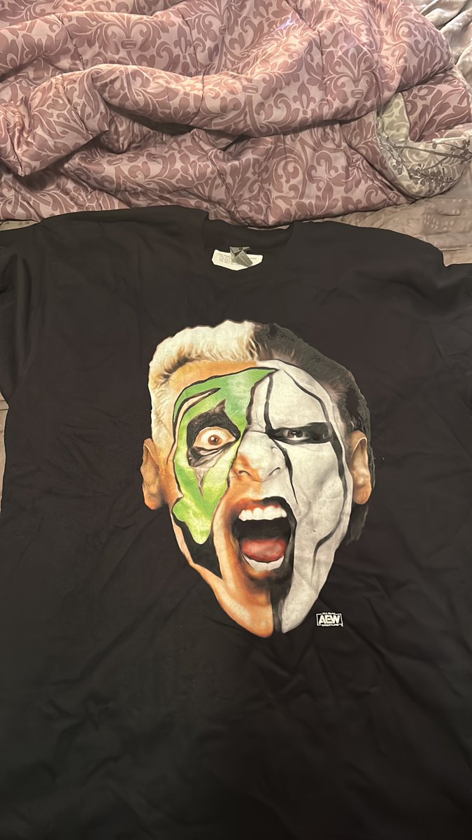 My first wrestling merch of any kind. Had to cop up for the Icon Sting. Tonight gonna be a movie 🔥 #AEWRevolution #StingsLastMatch