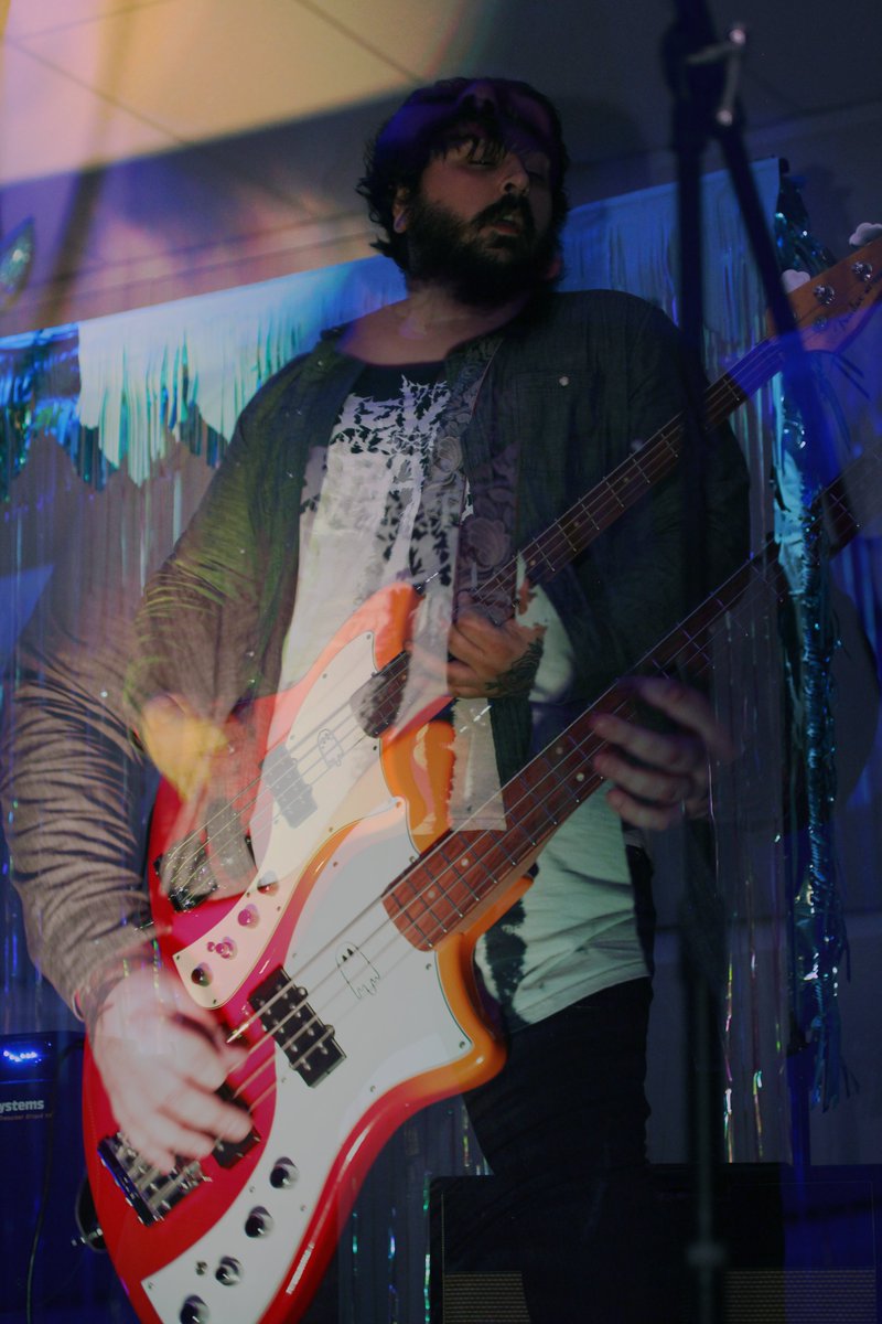 VideoClubReject's tweet image. DIY Prom | @wavebreakband