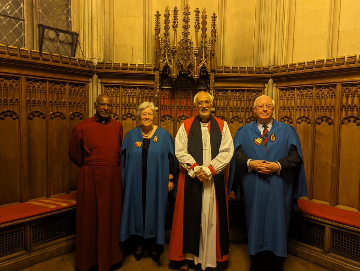 ManCathedral's tweet photo. Barbara Taylor and Geoffrey Tattersall admitted to the #OrderofWilliamTemple at Evensong. For distinguished service  @DioManchester and @churchofengland @deanroggovender @GraceREThomas @BishManchester https://t.co/3LAnNZT2mm