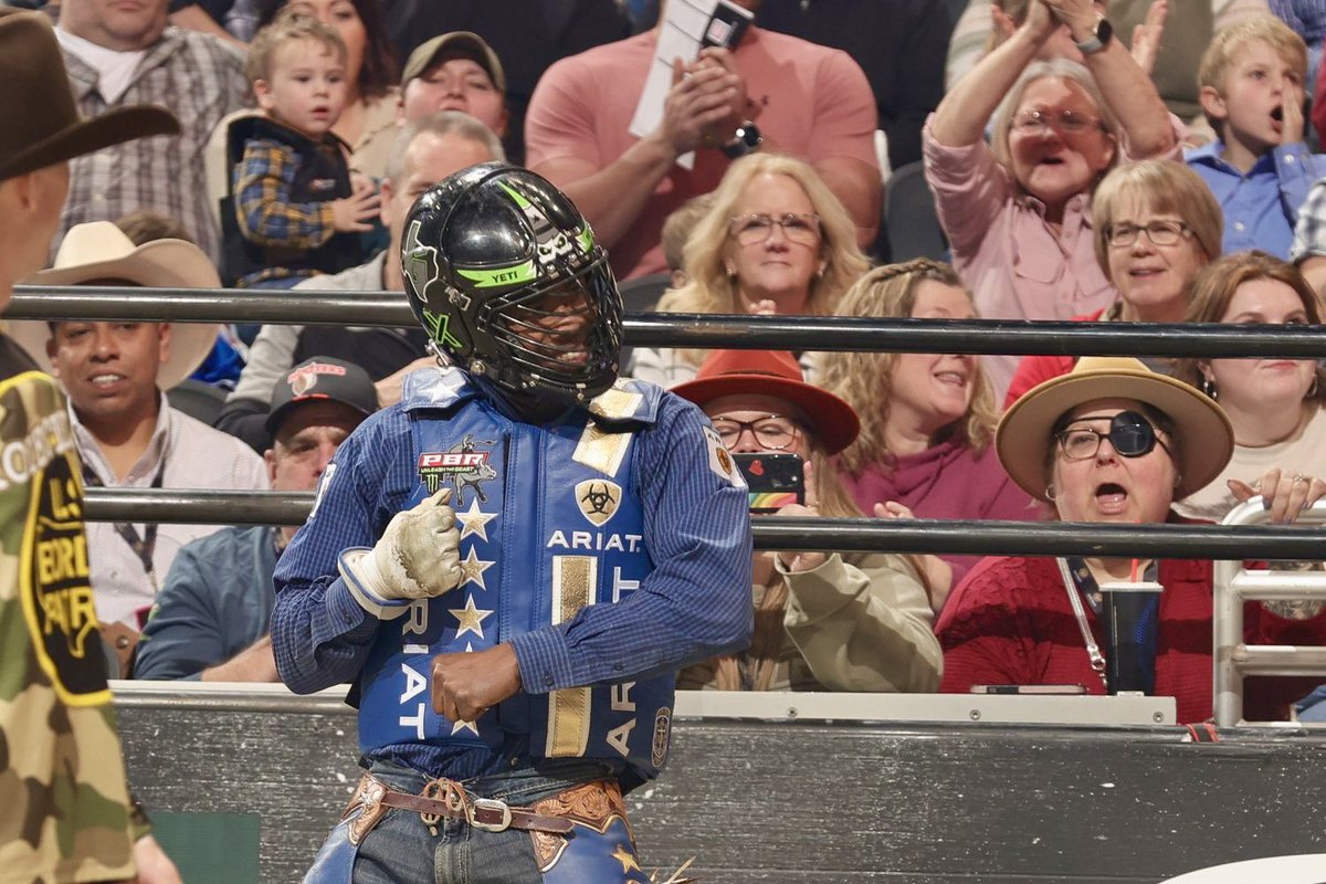 Austin_Gamblers's tweet photo. …and that makes 100 RIDES for Ezekiel Mitchell 💯Congrats @cowboyeze! https://t.co/j6LdbCM3Ar
