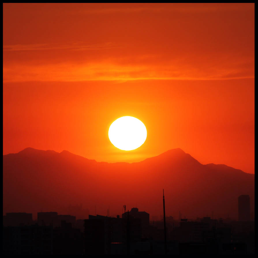retro_devil's tweet photo. @ShashingoGame Sunset in Tokyo https://t.co/vO2KH8unYu