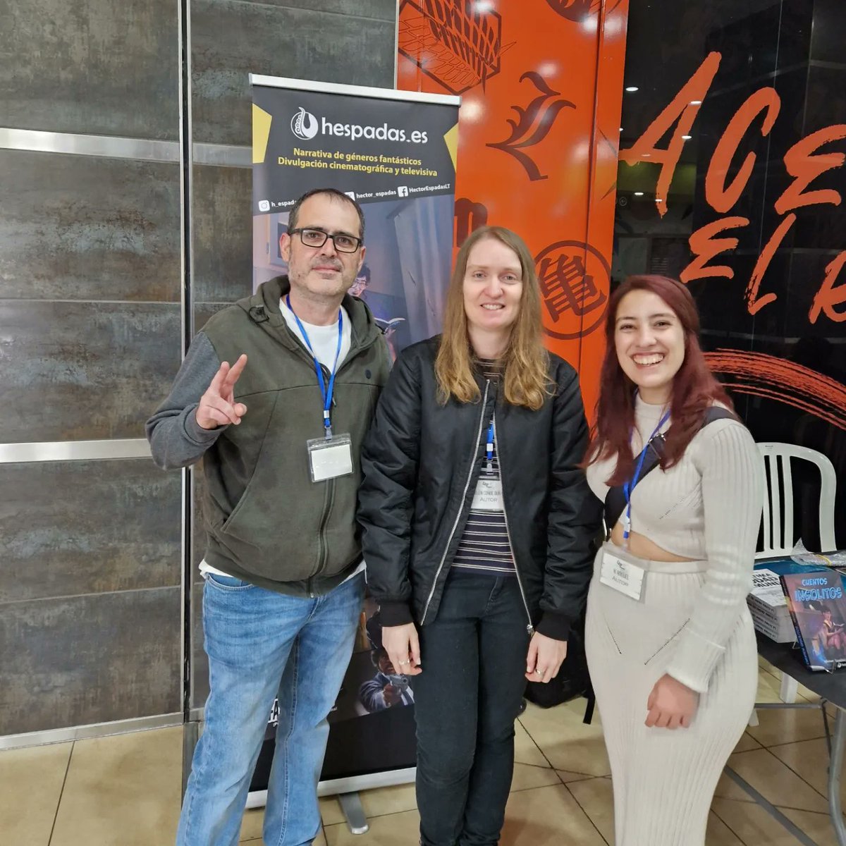 hector_espadas's tweet image. Otro #libroforumsevilla más!! 🙂🙂🙂